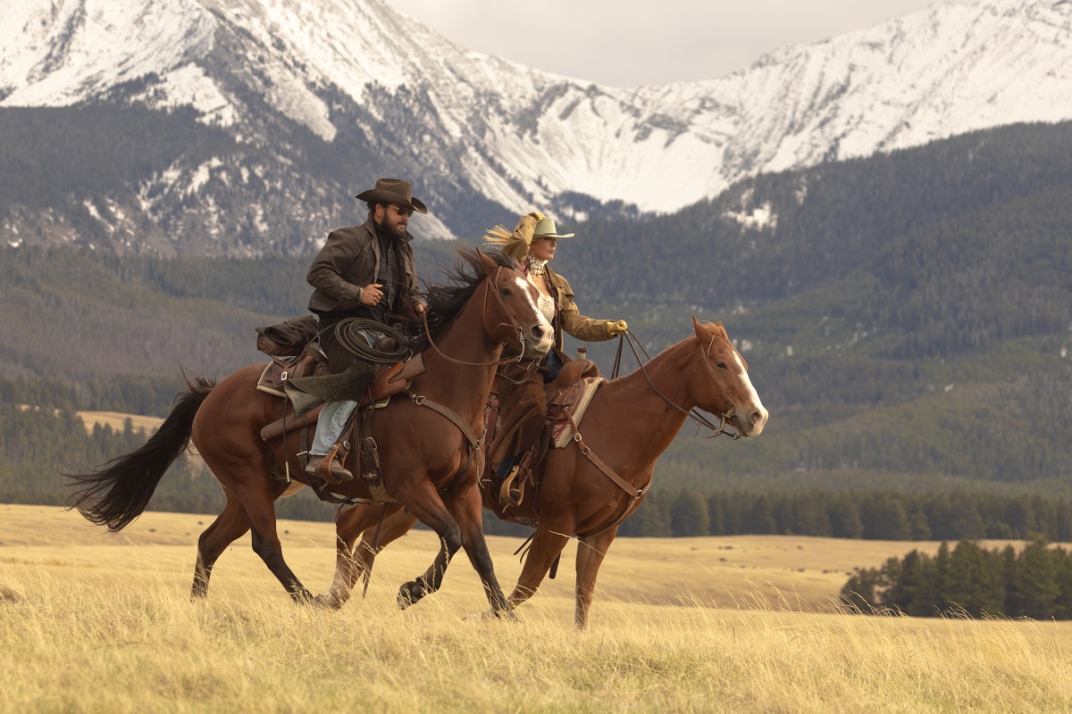 L-R: Cole Hauser as Rip Wheeler and Kelly Reilly as Beth Dutton in Dutton Ranch