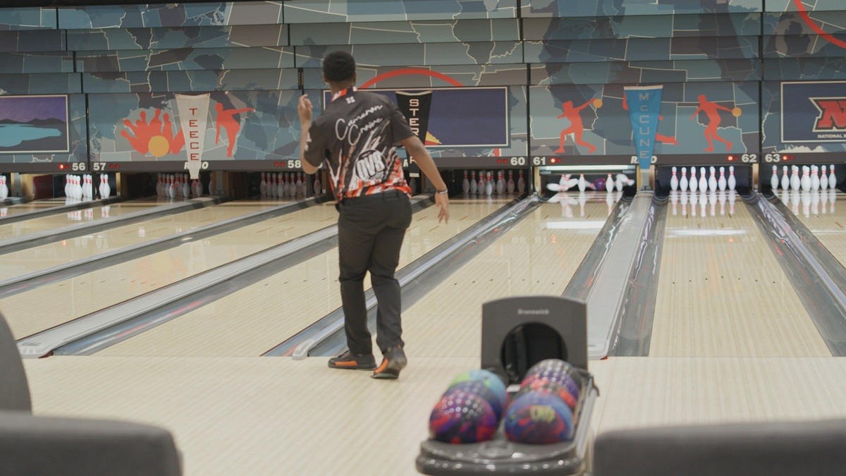 'Born To Bowl' (Photo Gallery)